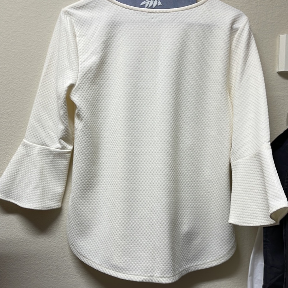 Women’s Loft white blouse - Picture 3 of 3